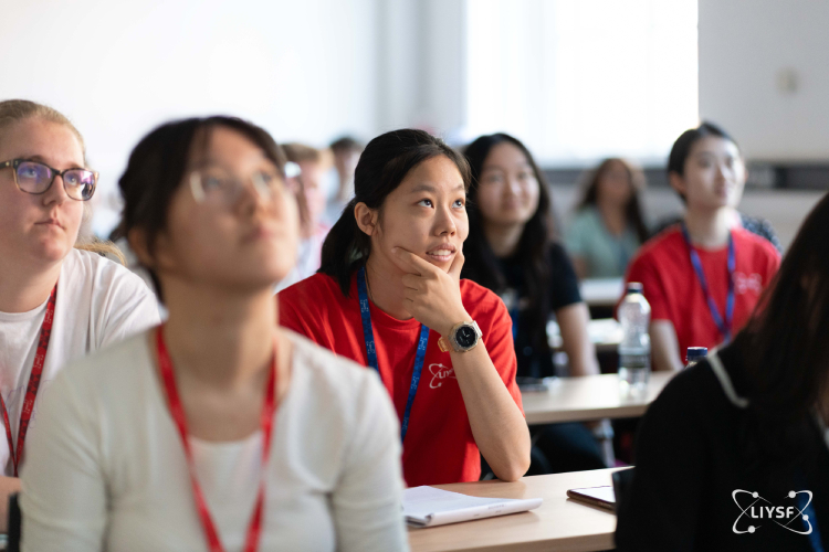 Best International Summer Programs for Undergraduates in 2025